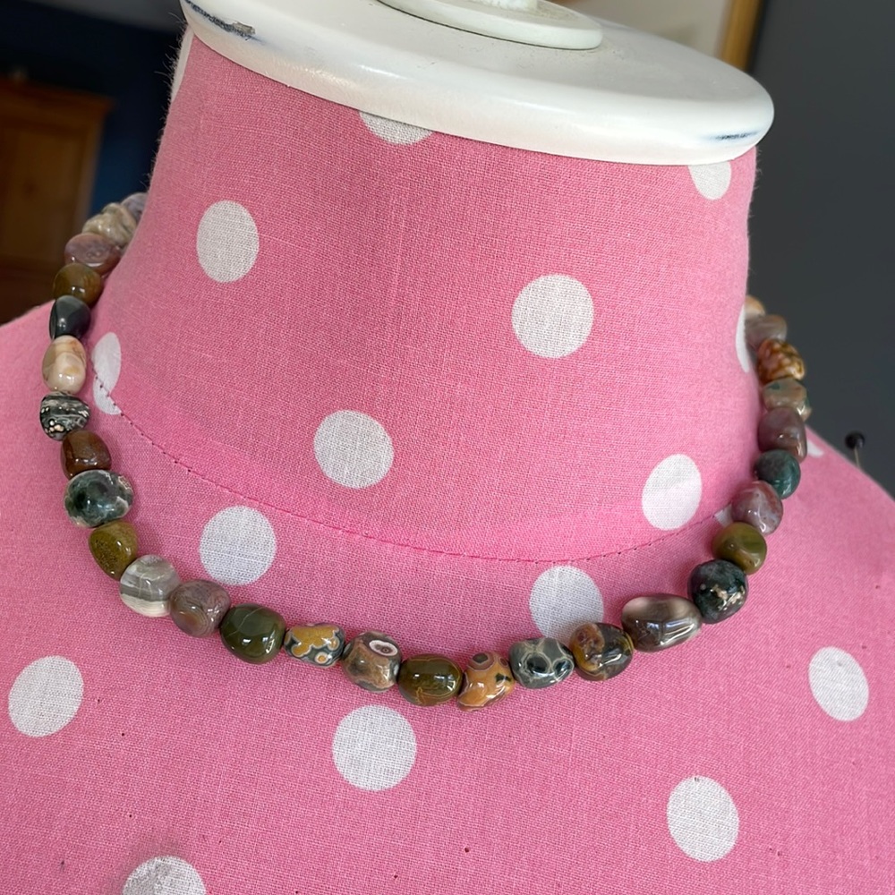 Agate choker